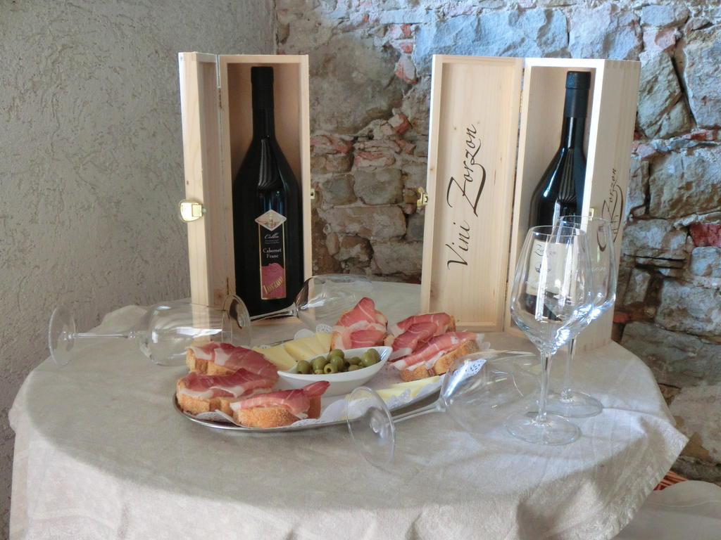 Agriturismo Domus Rustica Cormons Luaran gambar